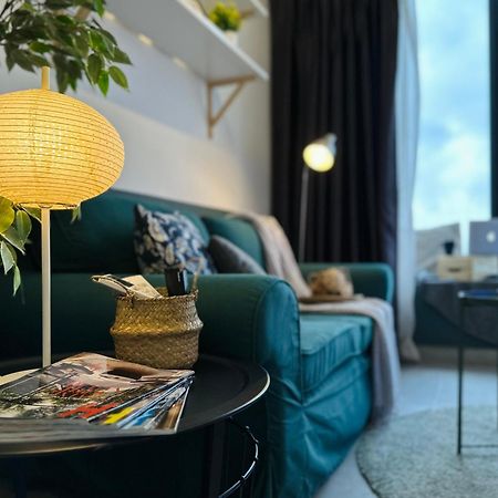 סיברג'איה Cozy Kanvas Soho Suites מראה חיצוני תמונה